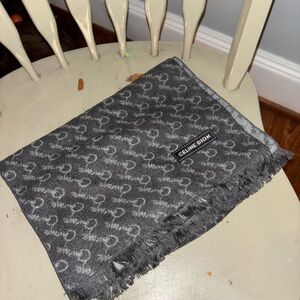 Celine Dion Gray Scarf 2019 show merch